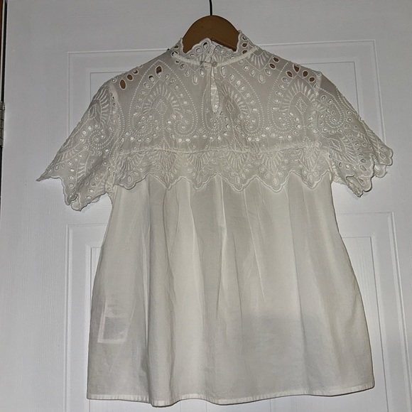 Gorgeous HighNeck White Top - Picture 4 of 7